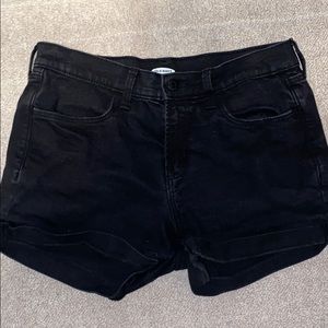 OLD NAVY BLACK SHORTS
